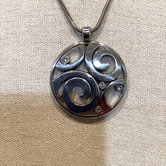 Brighton “LONDON GROOVE” Scrolled Medallion Necklace with Swarovski Crystals EUC - Picture 3 of 5